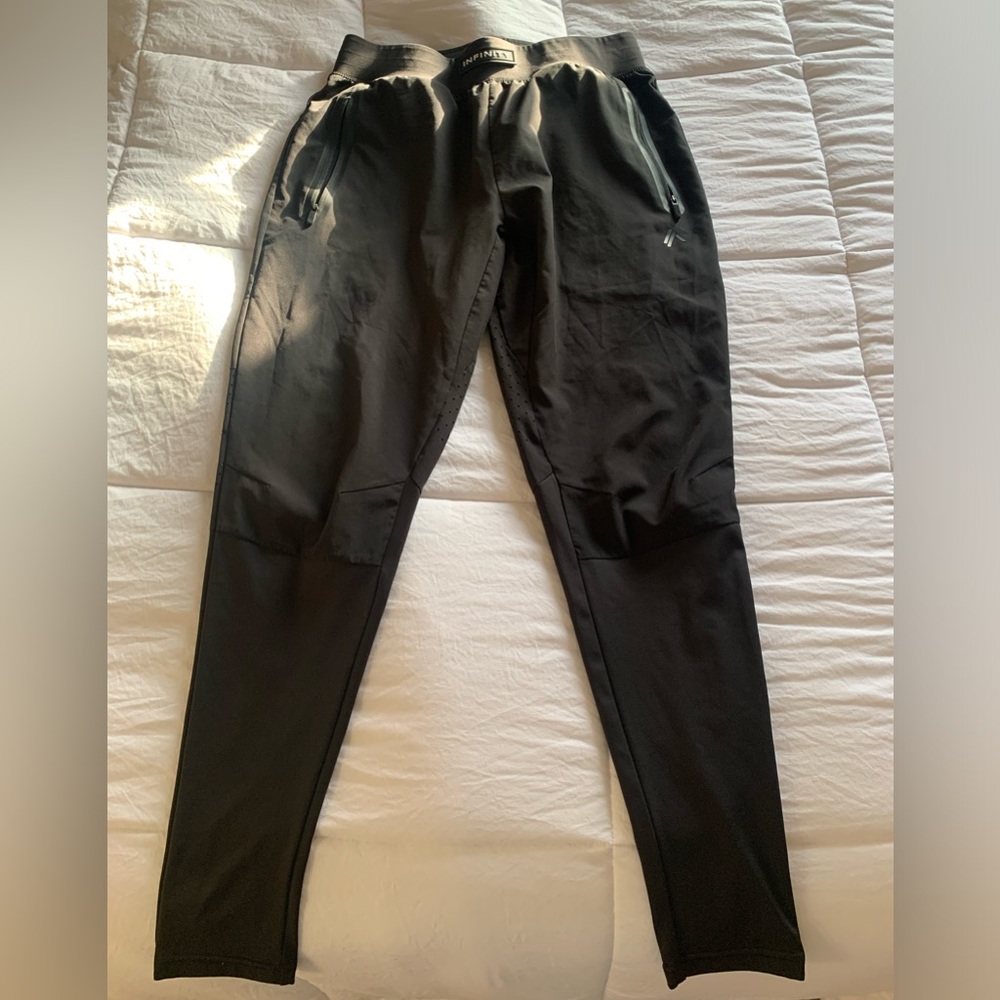 Alphalete Jogger - S